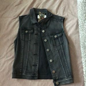 Denim Sleeveless jacket
